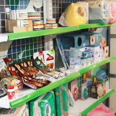 ro la 小小動物民宿 專營兔仔龍貓天竺鼠倉鼠用品